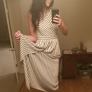 Anne Taylor petite maxi dress